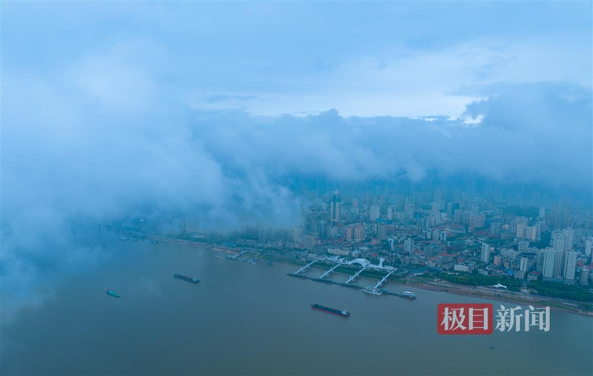 奔驰宝马线上娱乐